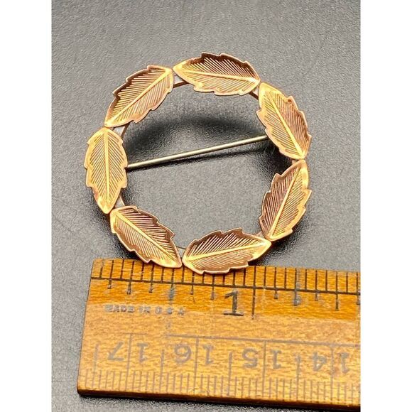 Vintage Bell Copper Solid Copper Leaf Wreath Lapel Hat Tie Pin Brooch - Picture 9 of 9